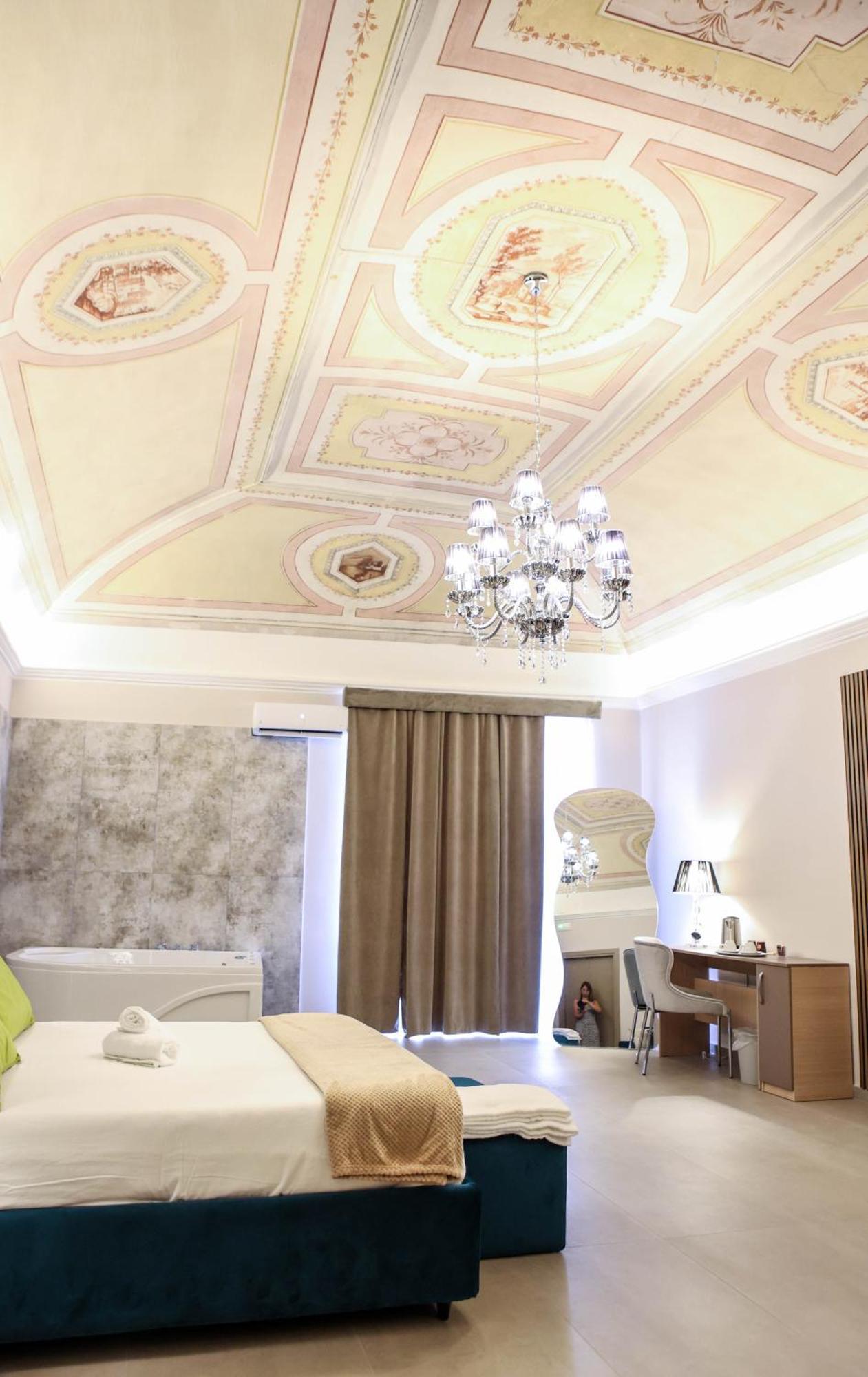 B&B Suites&Rooms Piazza Dei Martiri Catania Exterior foto